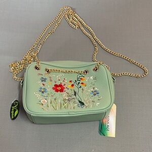 Fabulous age vegan Floral Embroidered Green Crossbody Bag NWT